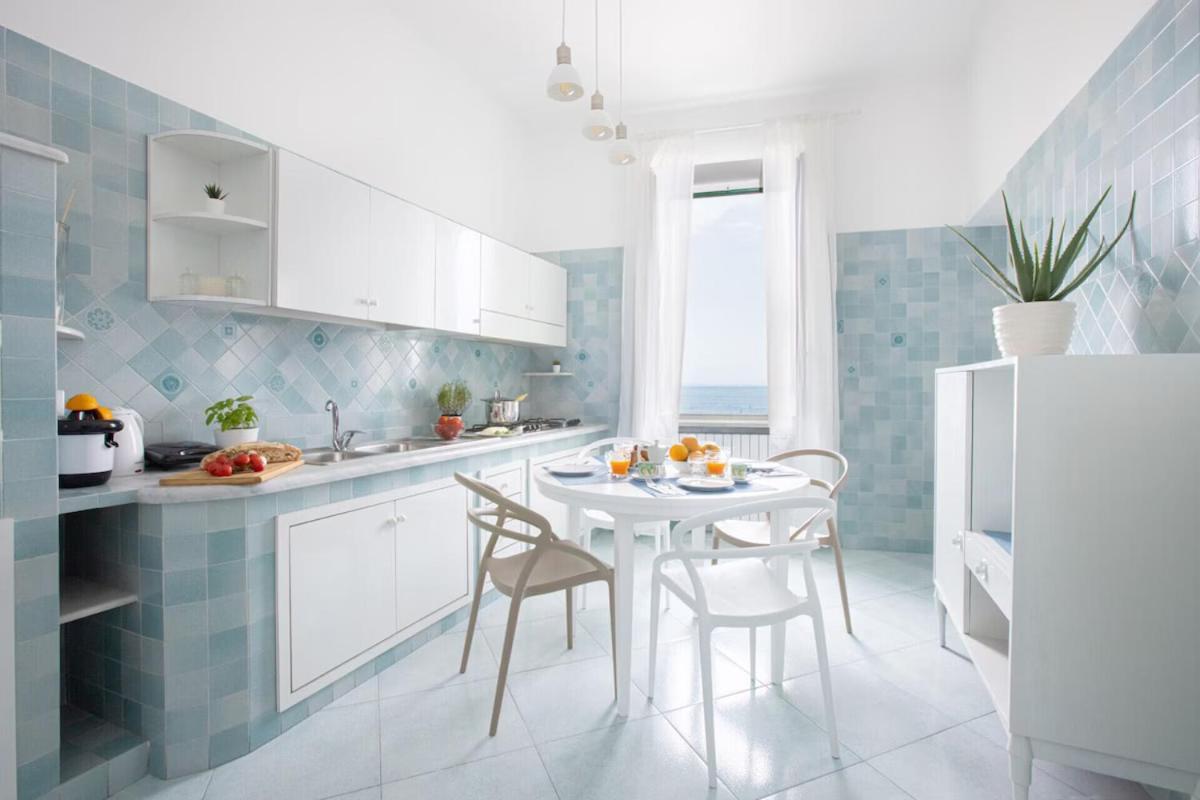 Sorrentovibes - Seaview Home On The Beach & Amazing Views Terrace Dış mekan fotoğraf
